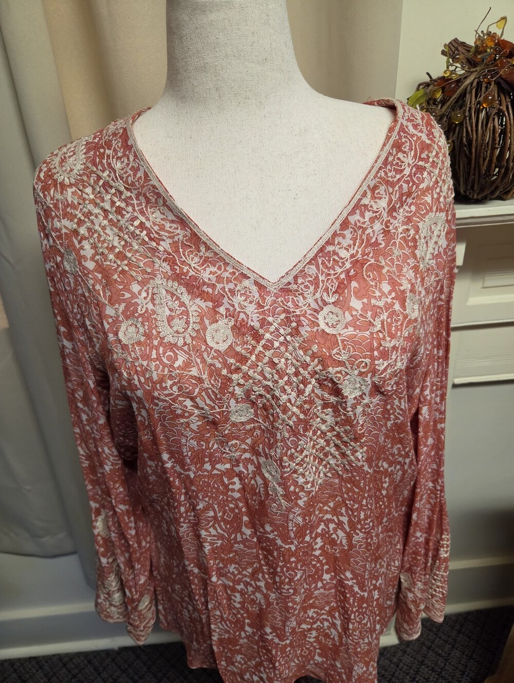 Chico's Dusty Rose Floral V-Neck Tunic Size XL